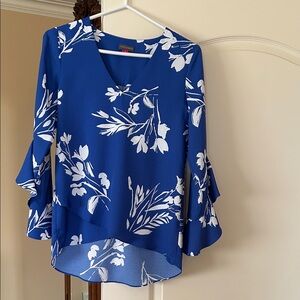 Vince Camuto Blue and White Floral Blouse